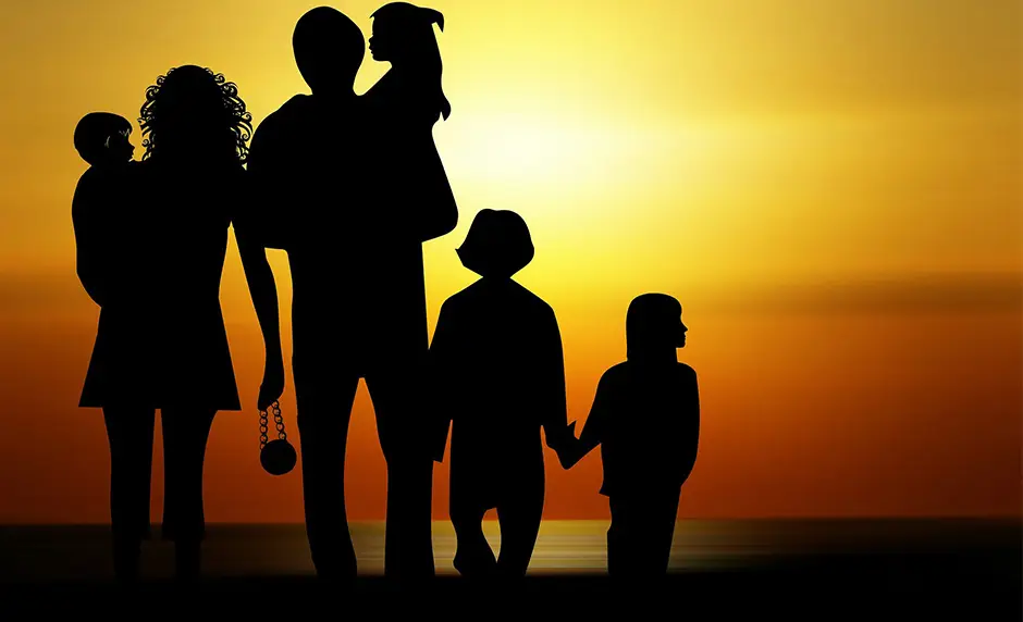 The Return of the Family Home: Why the Economy Is Pushing Americans Back Into Shared Living — And Why I’m Preparing Buyers for a Future Most Lenders Ignore